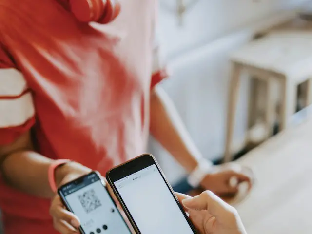Paying by UPI on a phone.